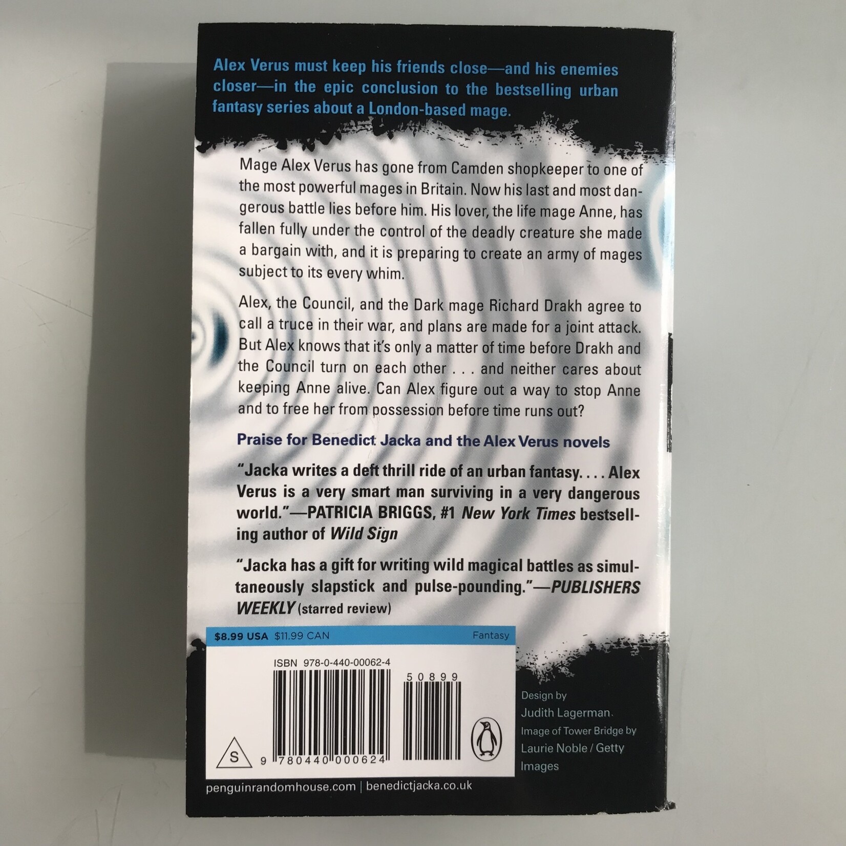 Benedict Jacka - Risen - Paperback (USED)