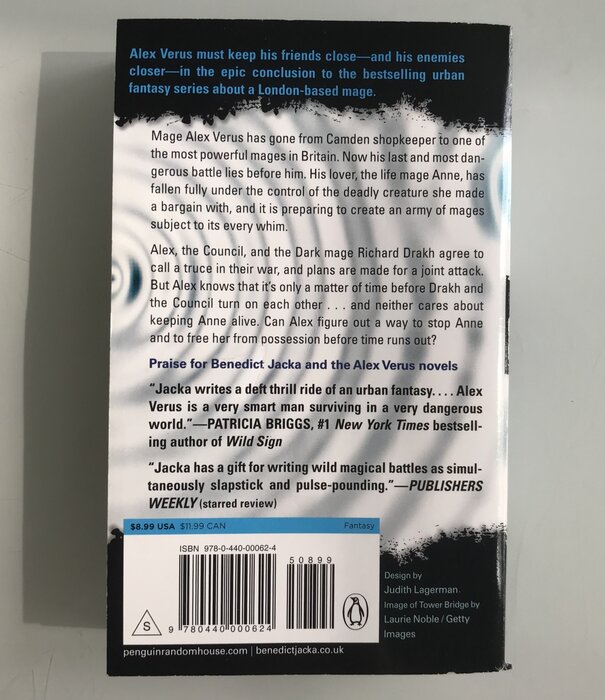 Benedict Jacka - Risen - Paperback (USED)