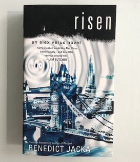Benedict Jacka - Risen - Paperback (USED)