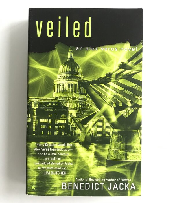 Benedict Jacka - Veiled - Paperback (USED)