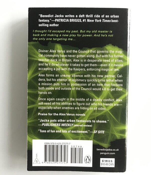 Benedict Jacka - Veiled - Paperback (USED)