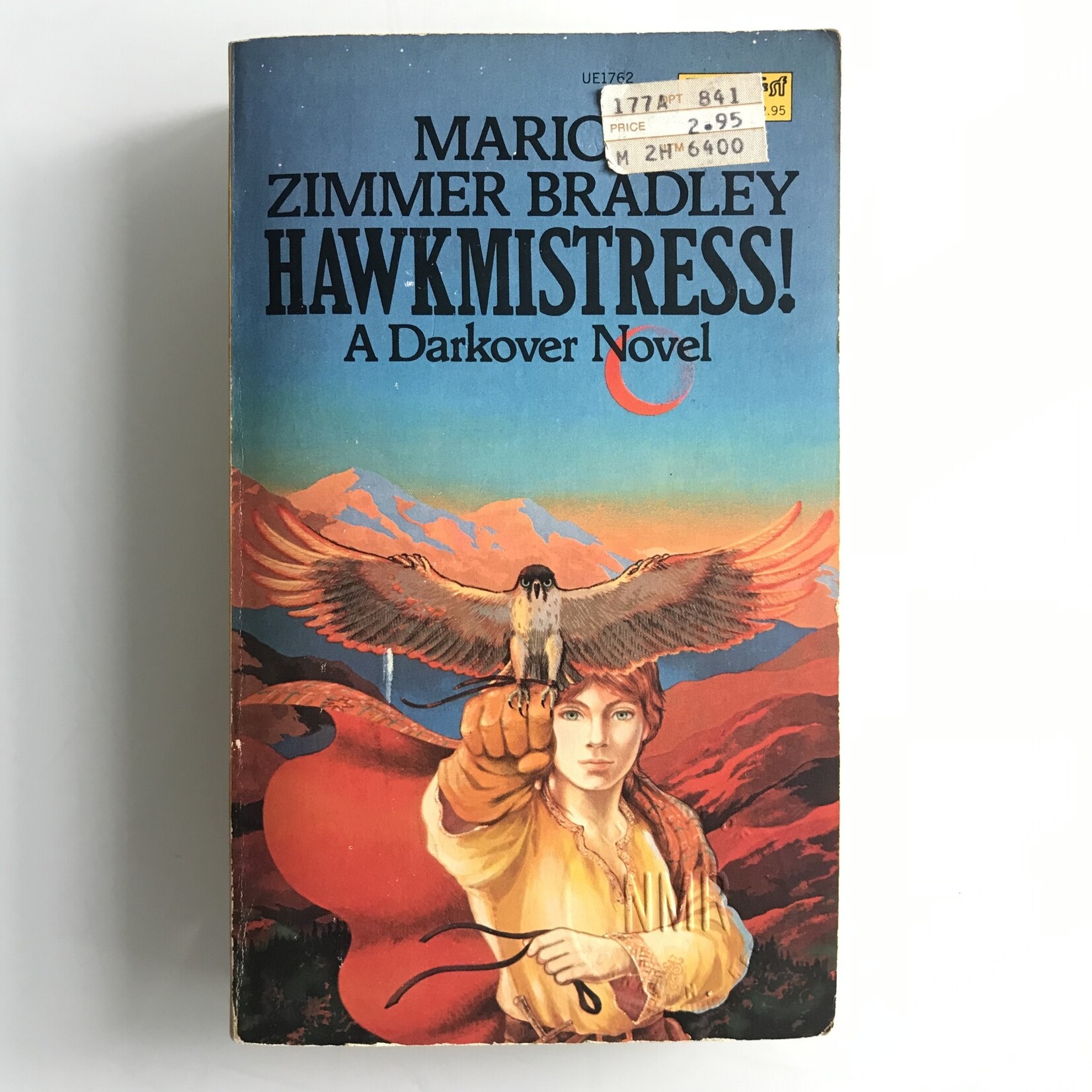 Marcia Zimmer Bradley - Hawkmistress! A Darkover Novel - Paperback (USED)
