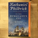 Nathaniel Philbrick - In The Hurricane's Eye  - Paperback (USED)
