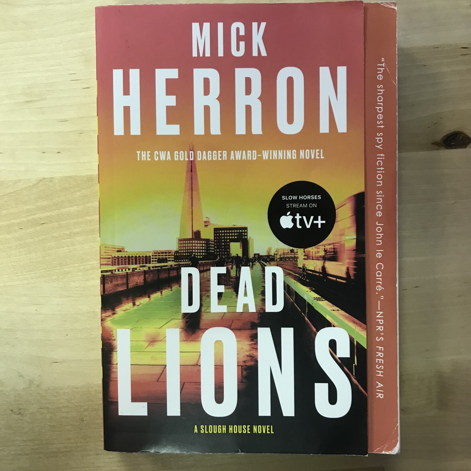 Mick Herron - Dead Lions - Paperback (USED)
