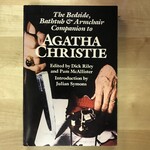 Dick Riley, Pam McAllister (Editors) - Agatha Christie: The Bedside, Bathtub & Armchair Companion - Paperback (USED)