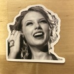 Taylor Swift - Smiling - Sticker (NEW)