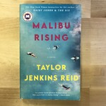 Taylor Jenkins Reid - Malibu Rising - Paperback (USED)