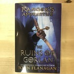 John Flanagan - Ranger’s Apprentice Book 1: The Ruins Of Gorlan - Paperback (USED)