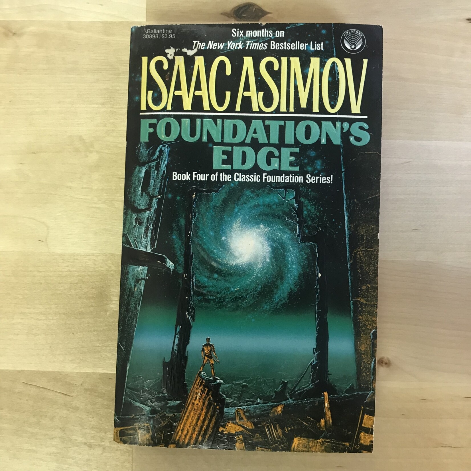 Isaac Asimov - Foundation’s Edge - MM Paperback (USED)