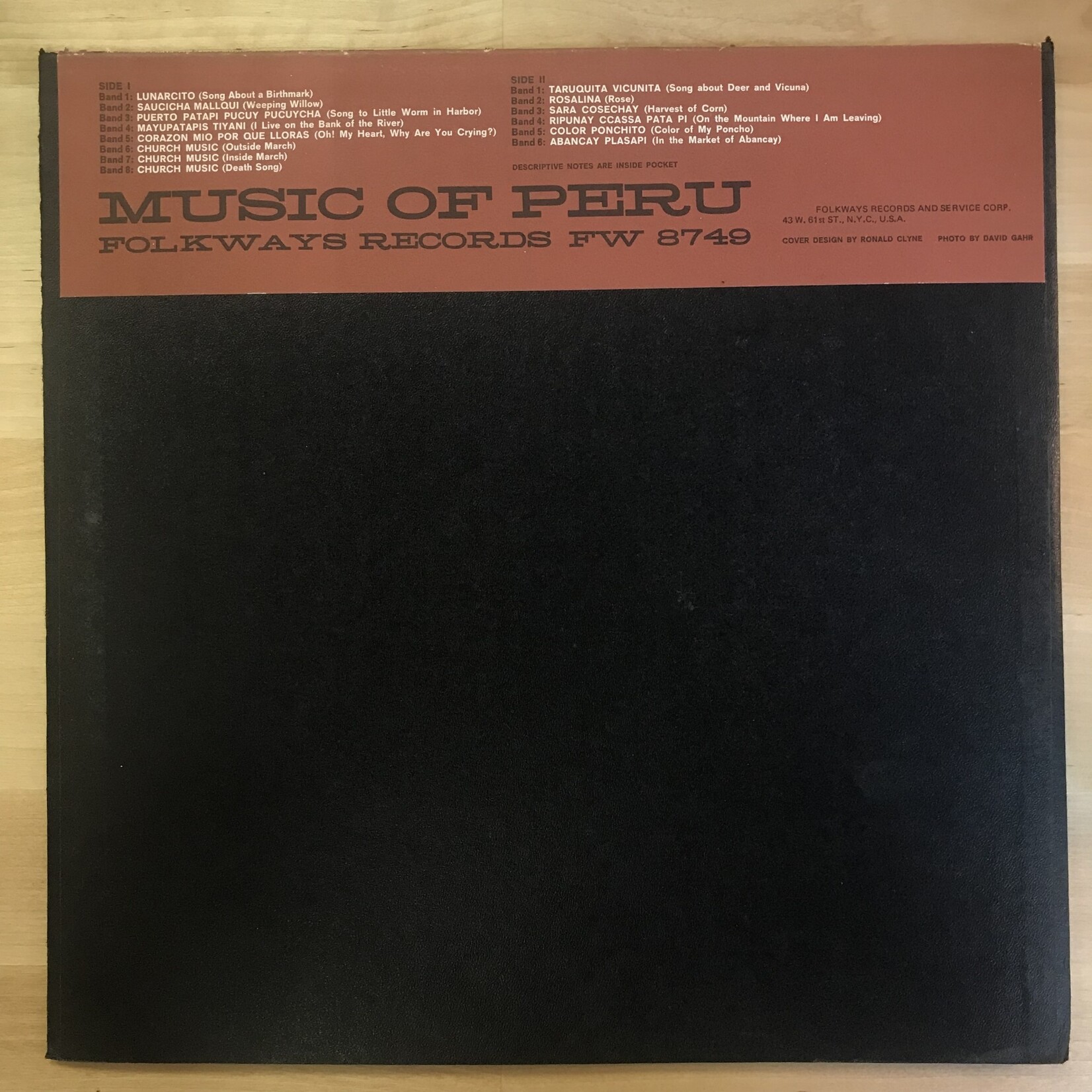 Pinata Party - Music Of Peru - FW 8749 - Vinyl LP (USED)