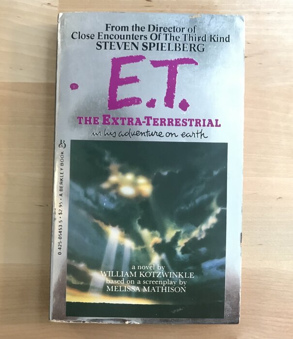 William Kotzwinkle - E.T. The Extra-Terrestrial - Paperback (USED - 5DB)