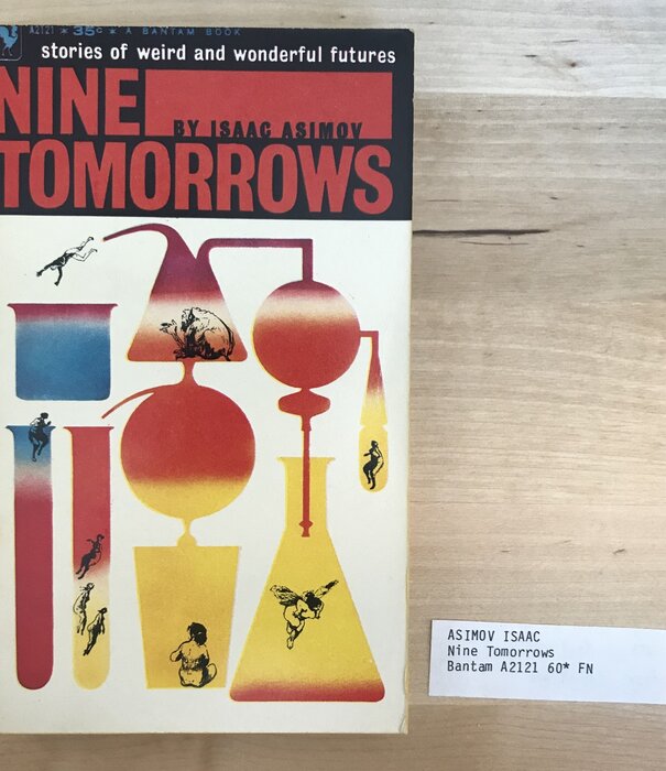 Isaac Asimov - Nine Tomorrows - Paperback (USED - 5DB)