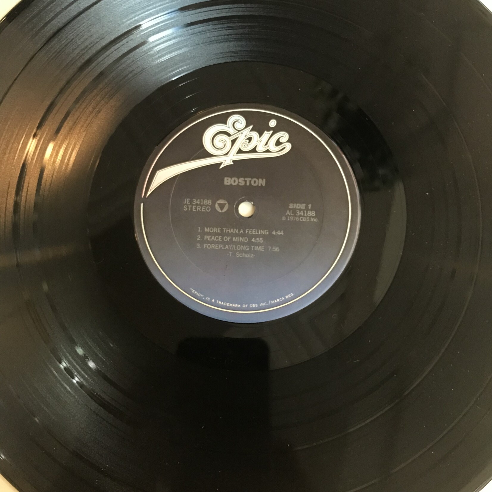 Boston - Boston - JE34188 - Vinyl LP (USED)