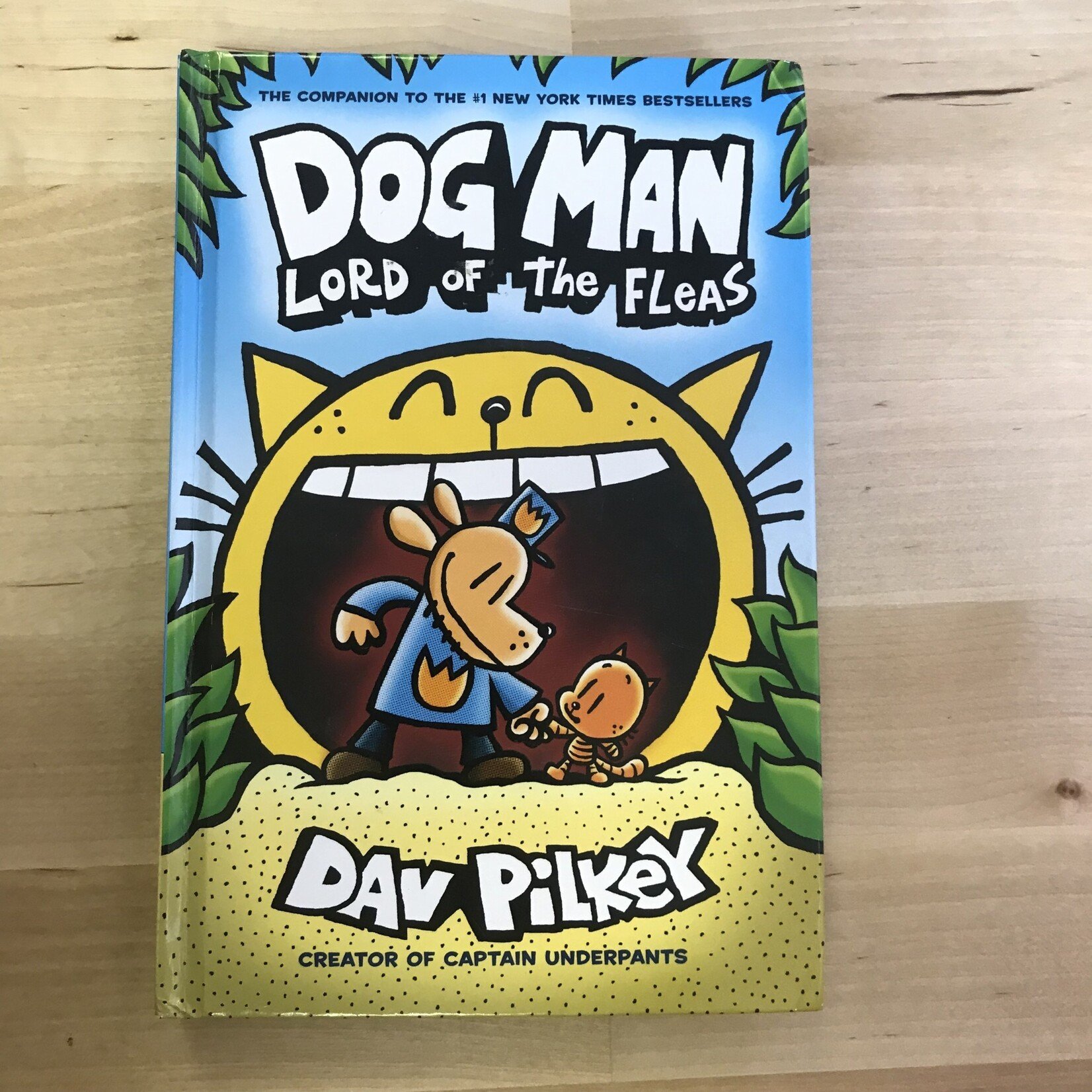 Dav Pilkey - Dog Man: Lord Of The Fleas - Hardback (USED)