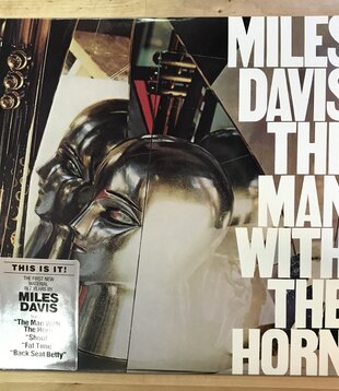 Miles Davis - The Man With The Horn - FC 36790 - Vinyl LP (USED)