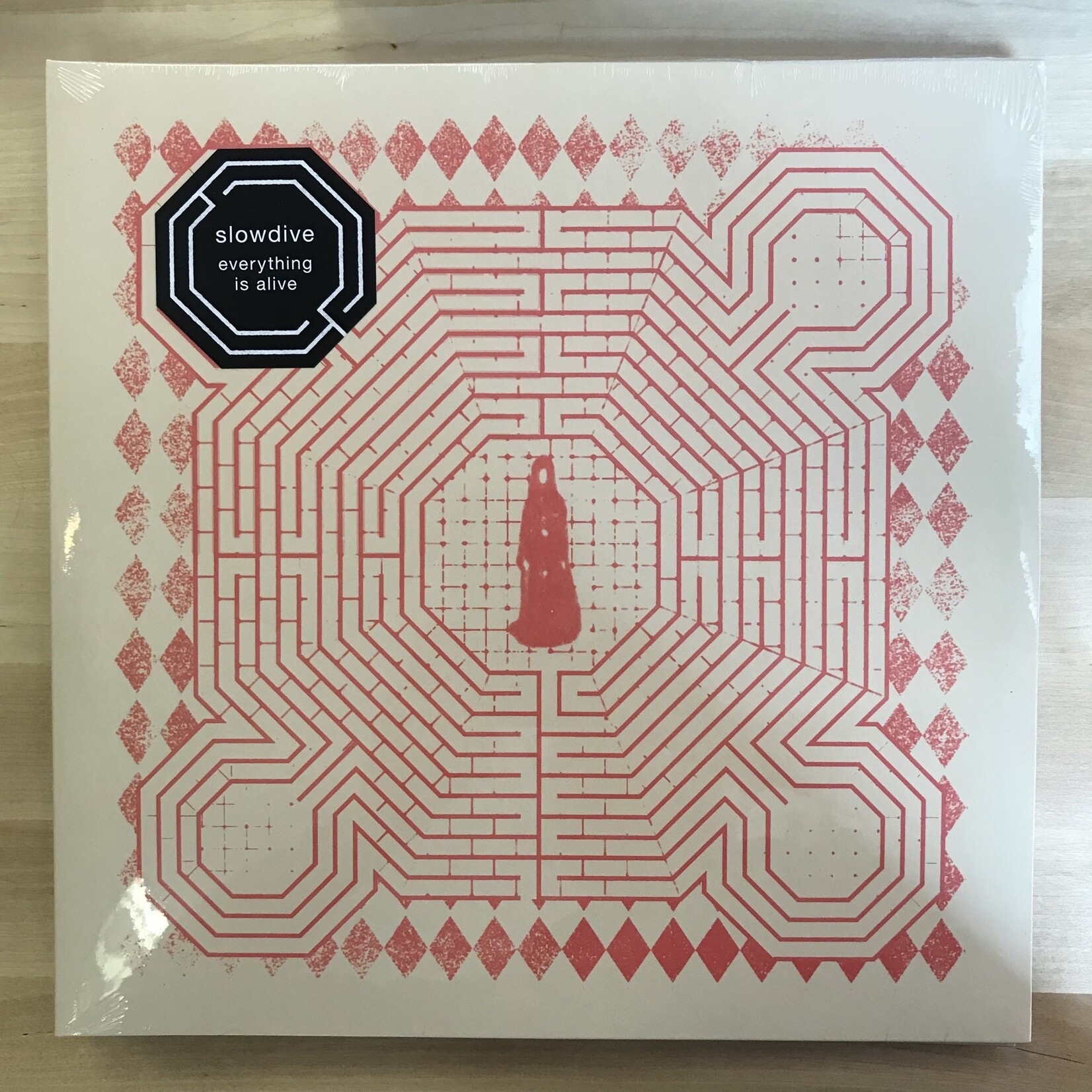 Slowdive - Everything Is Alive - DEDO232 - Vinyl LP (NEW)