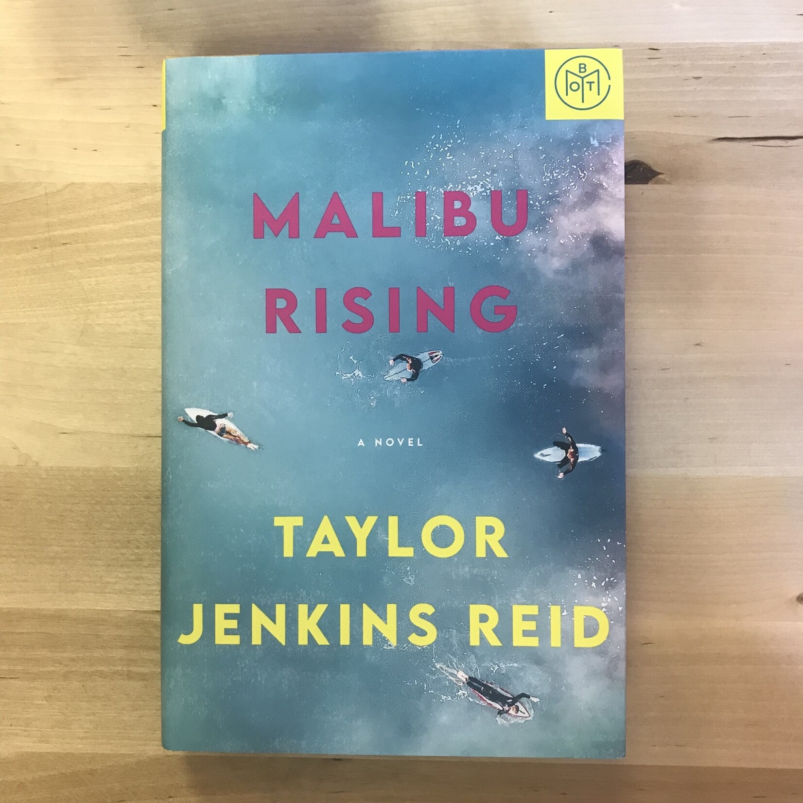 Taylor Jenkins Reid - Malibu Rising - Hardback (USED)