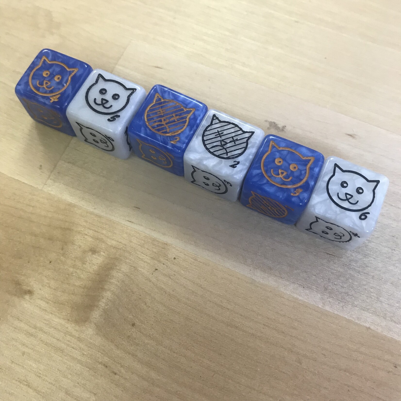 Cats Of Catthulhu - Custom Dice - Game (NEW)