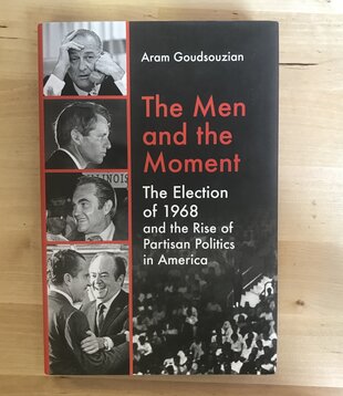 Aram Goudsouzian - The Men And The Moment - Hardback (USED)