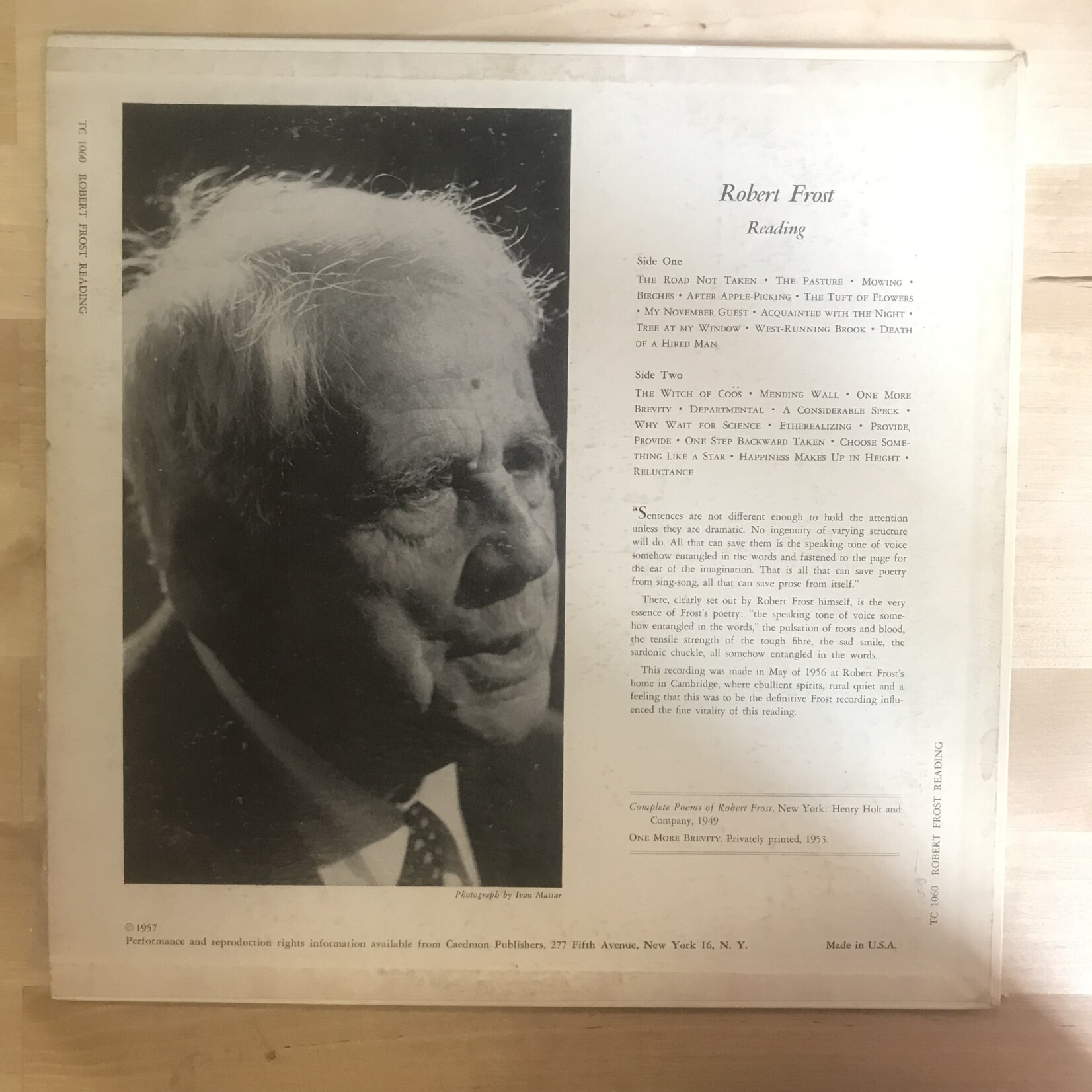 Robert Frost - Reads His Poetry - TC 1060 - Vinyl LP (USED)