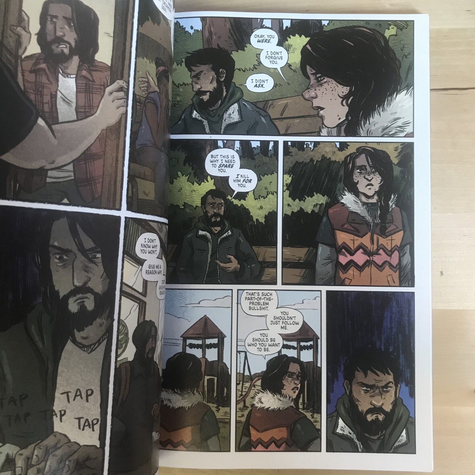 I Walk With Monsters - Volume 1 October 2021 - Paperback (USED)