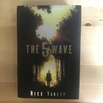 Rick Yancey - The 5th Wave - Hardback (USED)