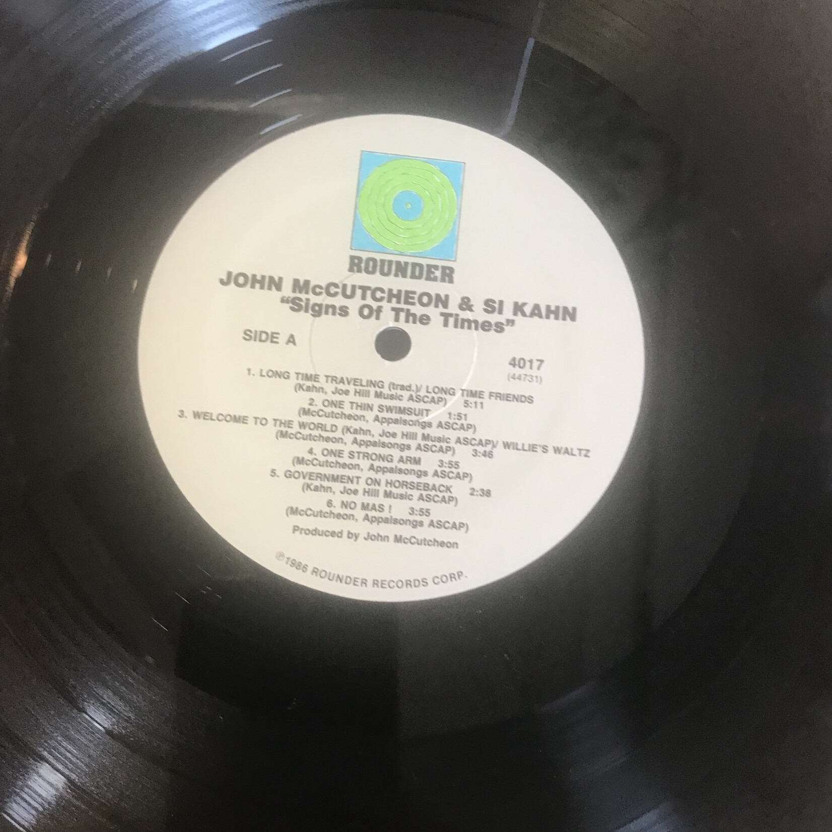 John McCutcheon, Si Khan - Signs Of The Times - 4017 - Vinyl LP (USED)