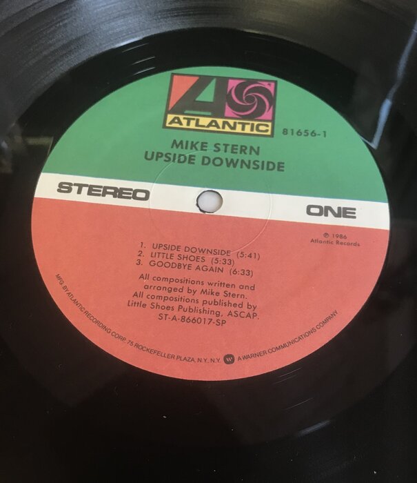 Mike Stern - Upside Downside - 81656 1 - Vinyl LP (USED)