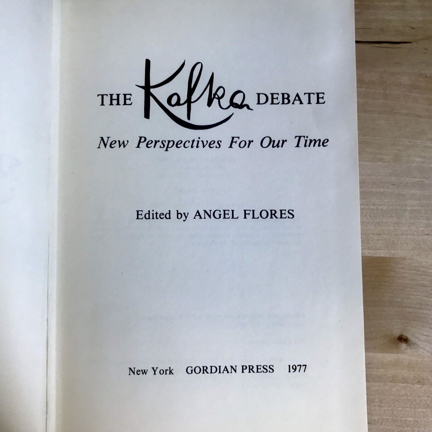 Angel Flores - The Kafka Debate - Hardback (USED)