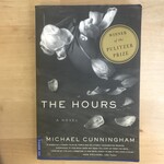 Michael Cunningham - The Hours - Paperback (USED)