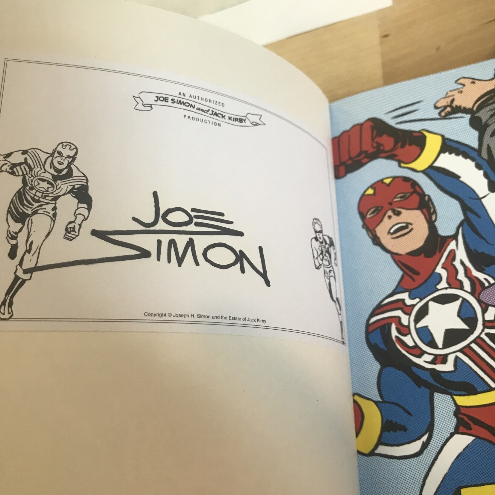 Joe Simon (SIGNED), Jack Kirby - Fighting American - Paperback (USED)