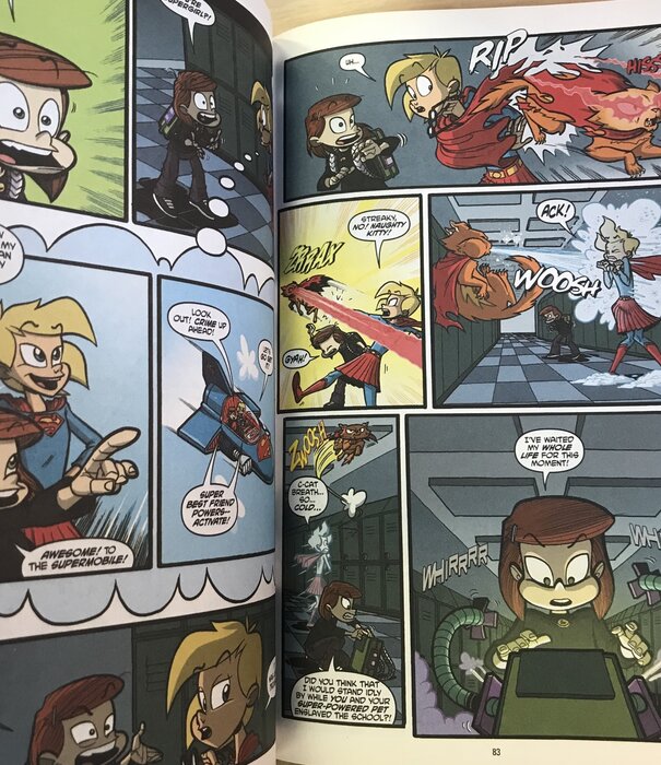 Supergirl - Cosmic Adventures In The 8th Grade - Paperback (USED)