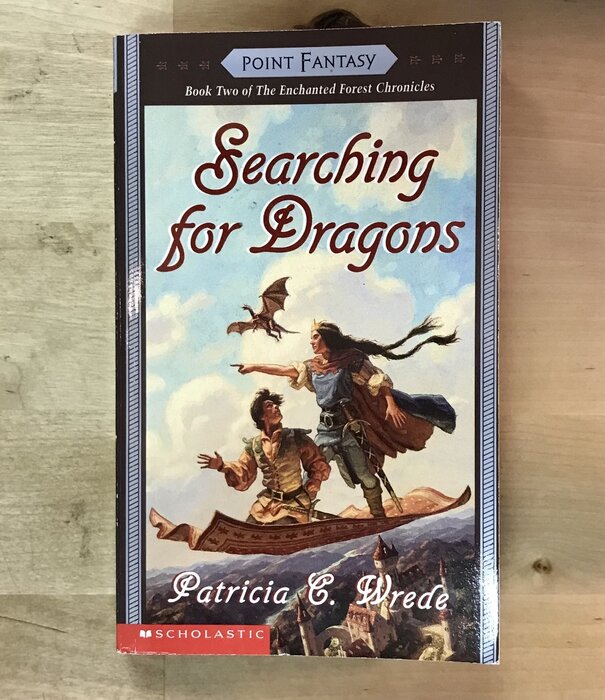Patricia C. Wrede - Searching For Dragons - Paperback MM (USED)