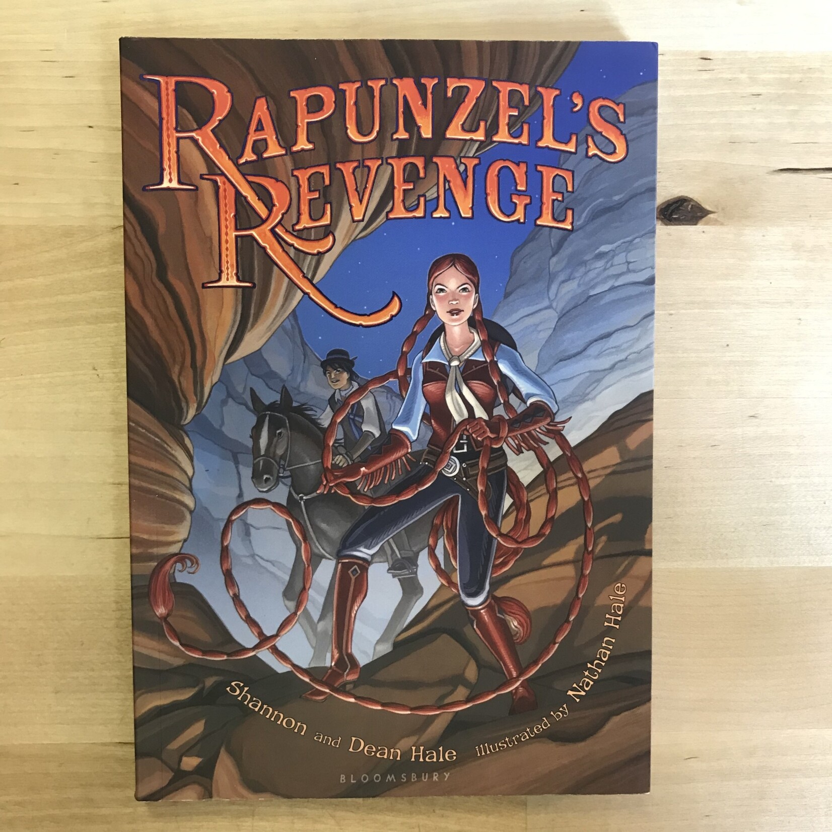 Shannon And Dean Hale - Rapunzel’s Revenge - Paperback (USED)