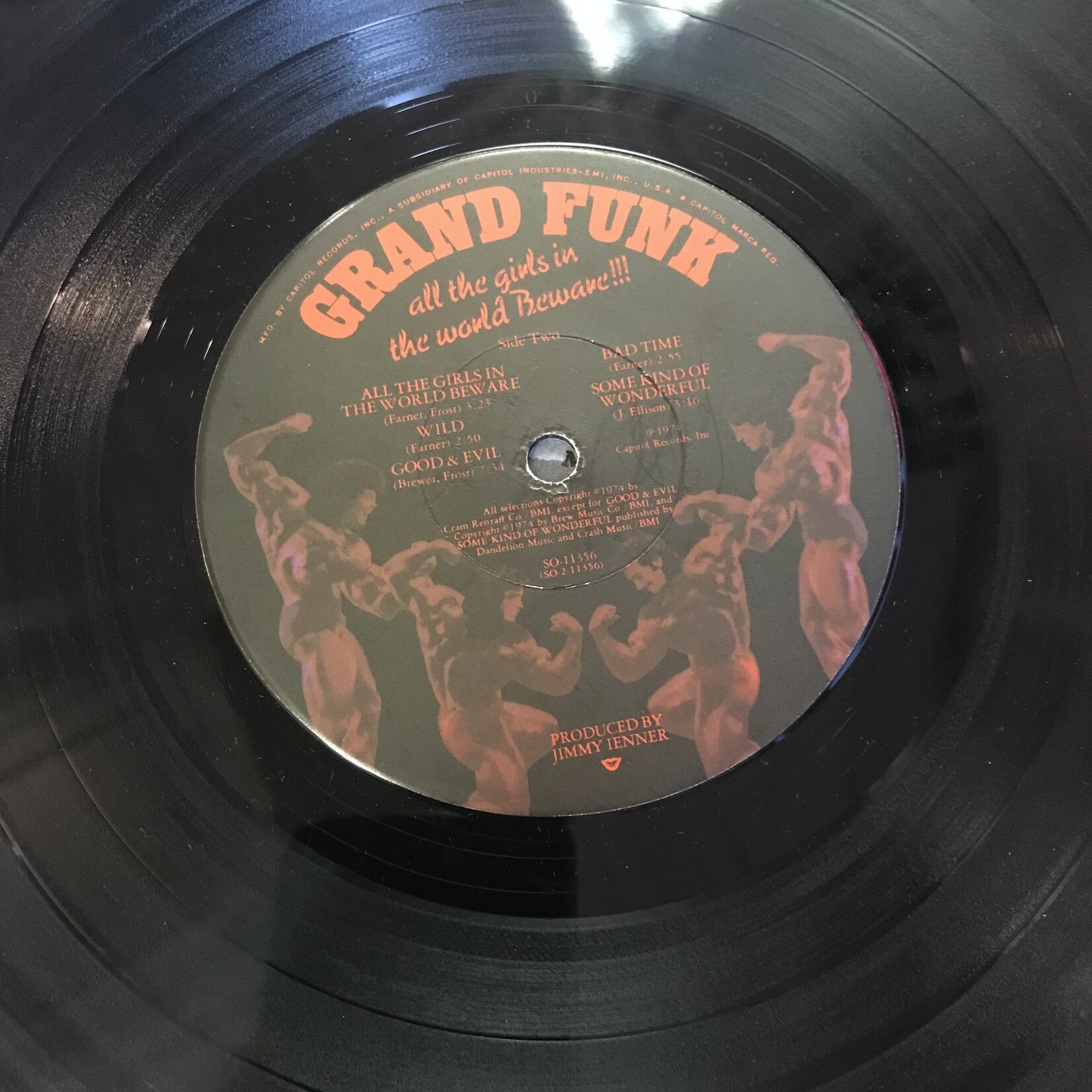 Grand Funk - All The Girls In The World Beware (w/ Neal Adams poster) - SO 11356 - Vinyl LP (USED)