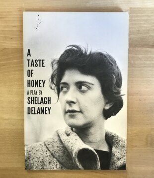 Shelagh Delaney - A Taste Of Honey - Paperback (USED)
