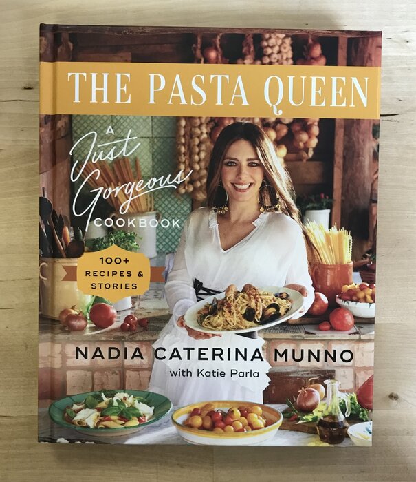 Nadia Caterina Munno - The Pasta Queen - Hardback (USED)