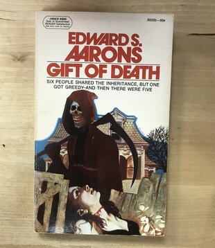 Edward S. Aarons - Gift Of Death - Paperback MM (USED)