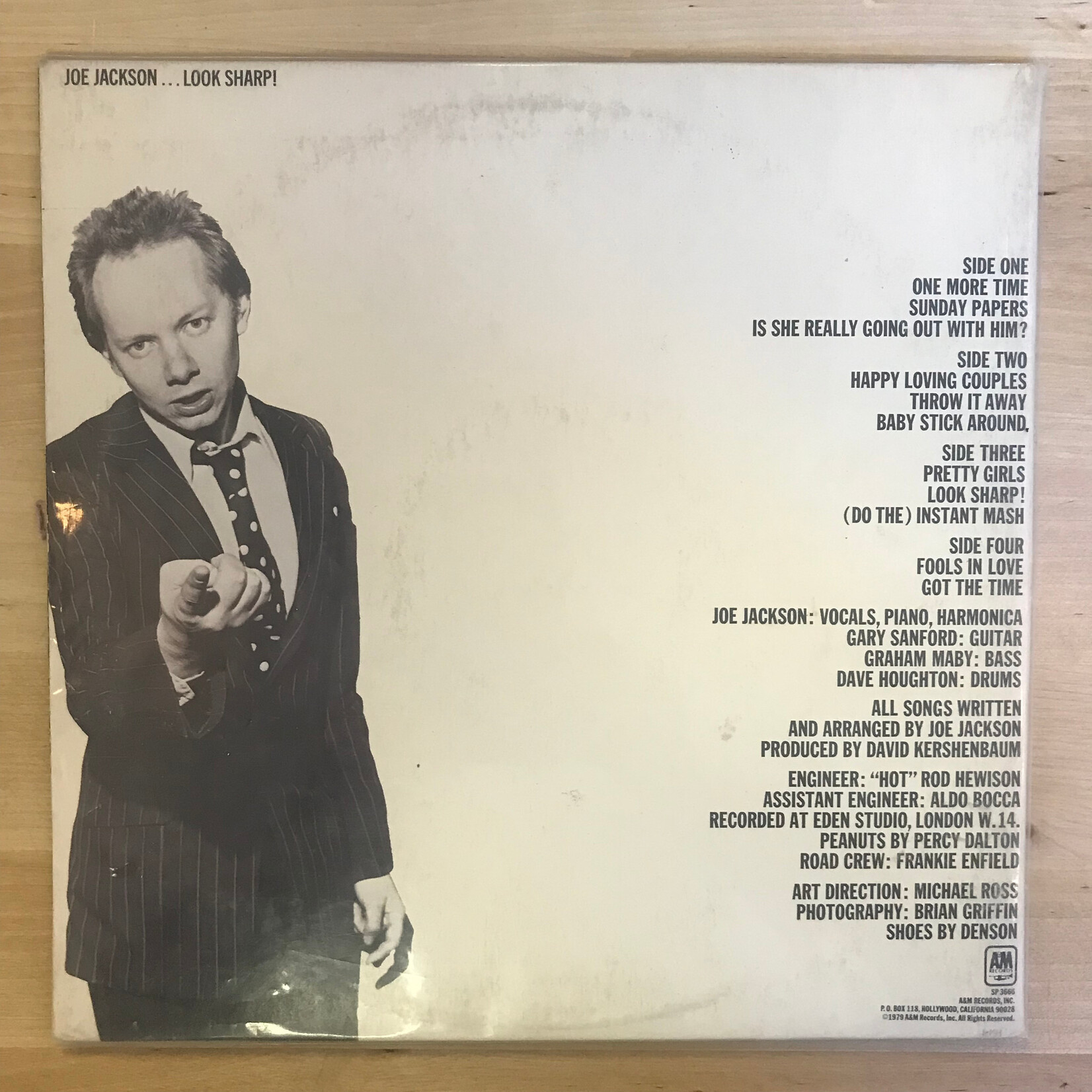 Joe Jackson - Look Sharp - SP 3666 - Vinyl 10-Inch LP w/ Button (USED)