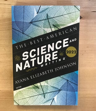 Ayana Elizabeth Johnson (Editor) - The Best American Science And Nature Writing 2022 - Paperback (NEW)