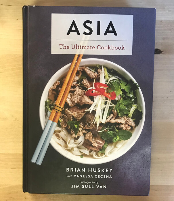 Brian Husky - Asia: The Ultimate Cookbook - Hardback (NEW)