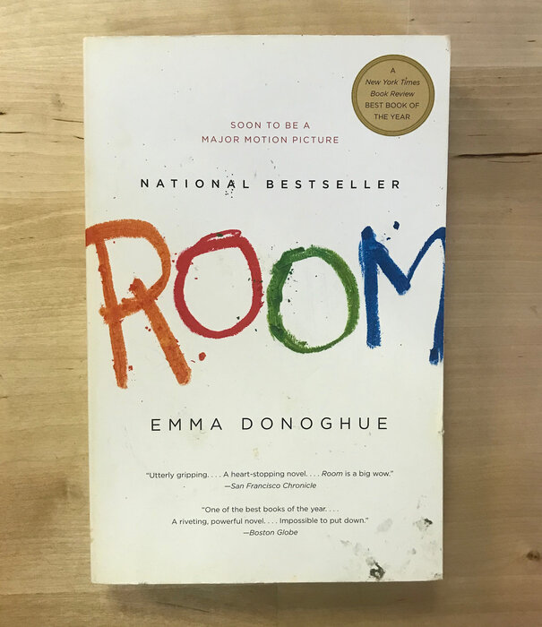 Emma Donoghue - Room - Paperback (USED)