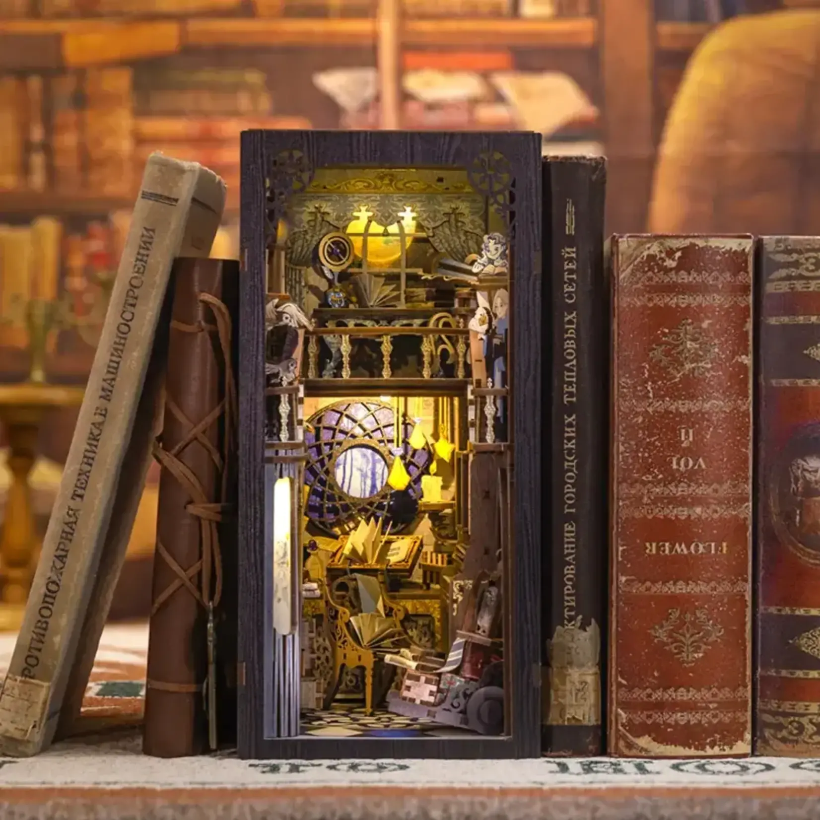 Diy Book Nook Kit: Nebula Common Room with Dust Cover - Hooby Kit (NEW)