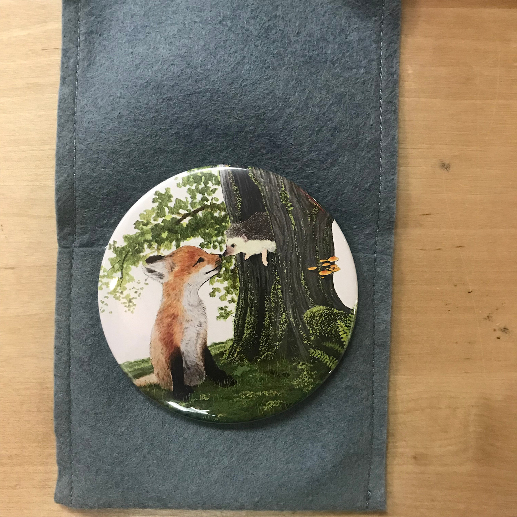 Fox and Hedgehog - Pocket Mirror with Wool-Felt Pouch (NEW)