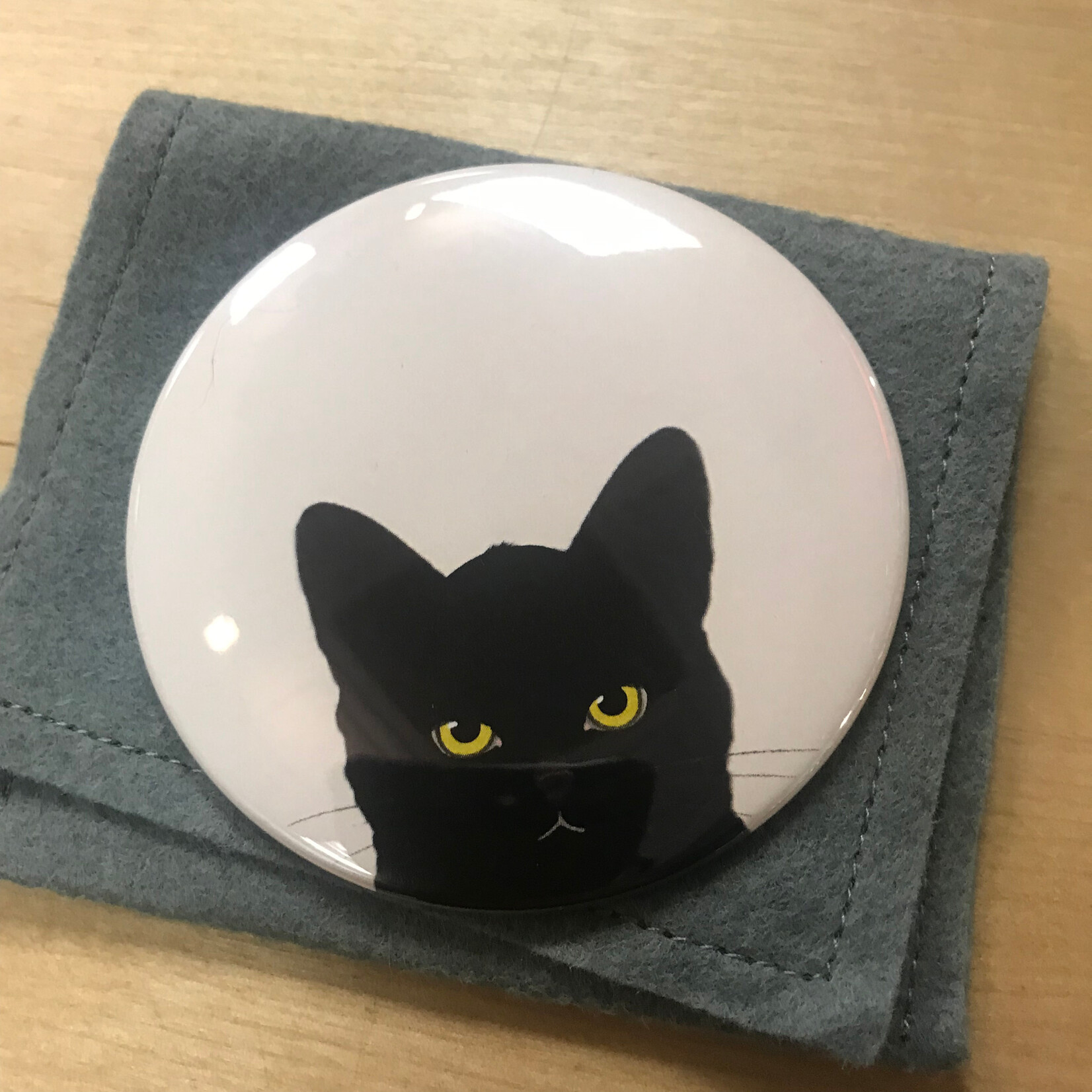 Peek-A-Boo Black Cat - Pocket Mirror with Wool-Felt Pouch (NEW)