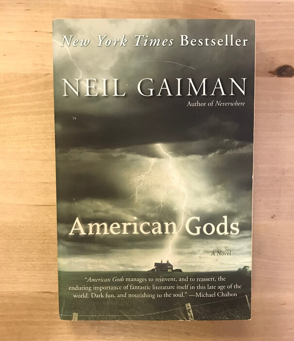 Neil Gaiman - American Gods - Paperback (USED)