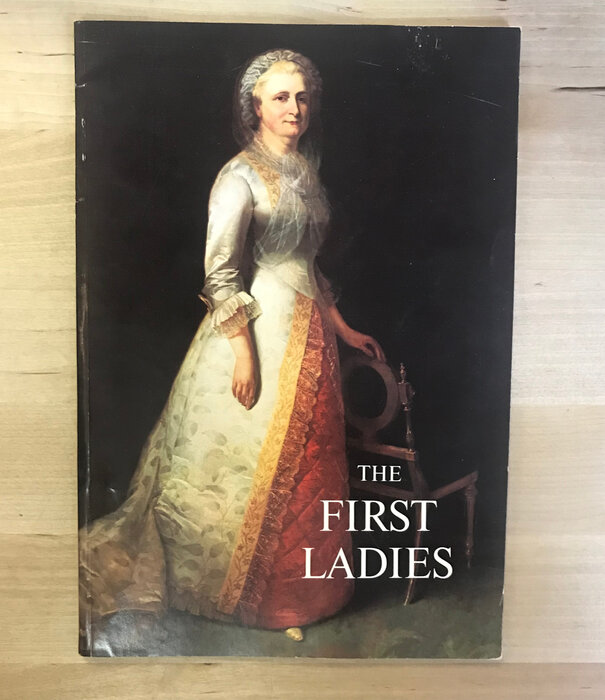 Margaret Brown Klapthor - The First Ladies - Paperback (USED)