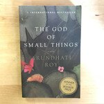 Arundhati Roy - The God Of Small Things - Paperback (USED)