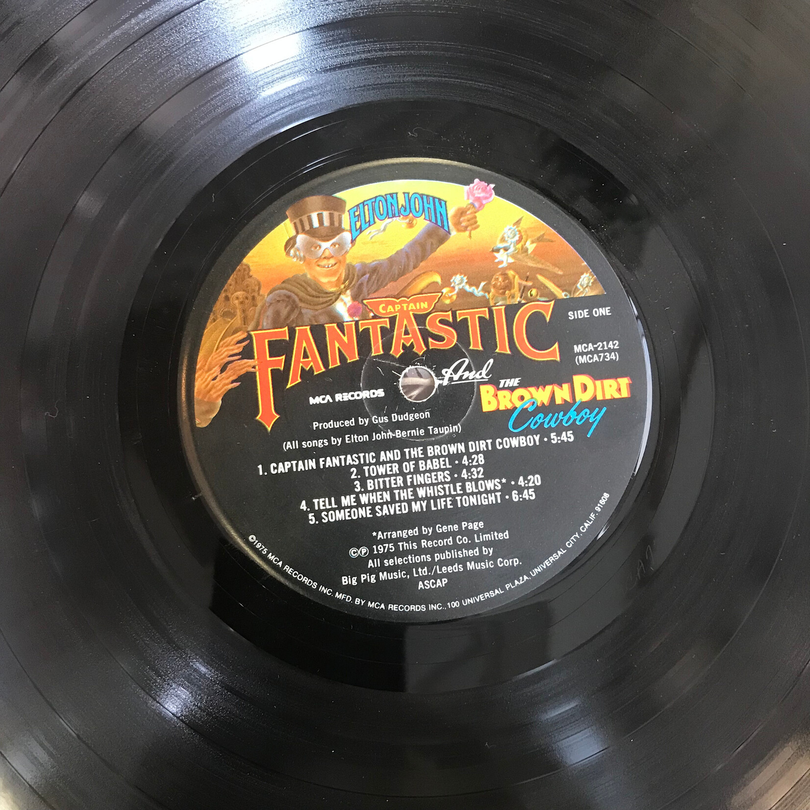 Elton John - Captain Fantastic And The Brown Dirt Cowboy - MCA2142 - Vinyl LP (USED)