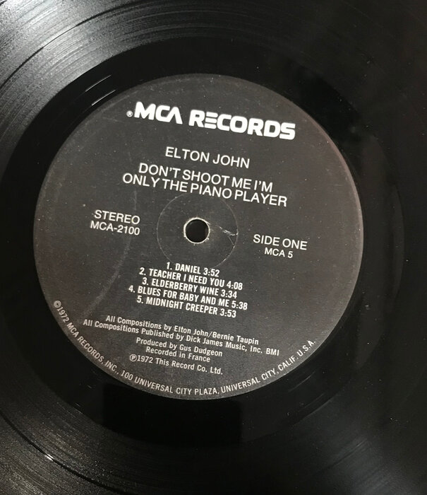 Elton John - Don't Shoot Me, I'm Only The Piano Player - MCA 2100 - Vinyl LP (USED)